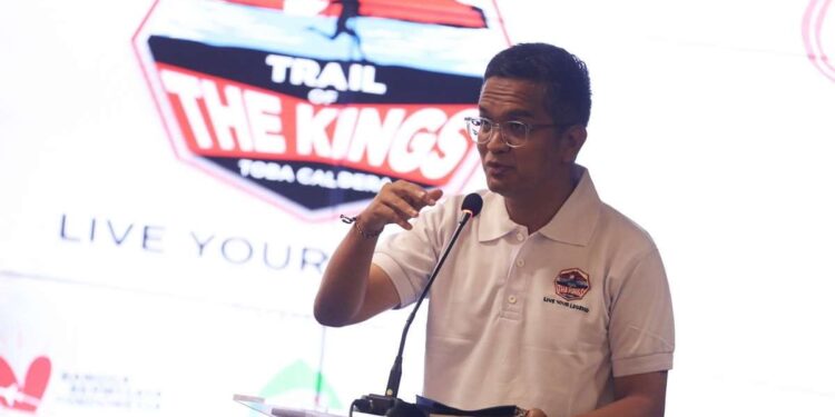 BPODT Helat Trail of The Kings di Pulau Samosir 4-5 Mei 1 Direktur Utama BPODT, Jimmy Bernardo Panjaitan.