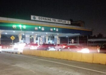 Gerbang Tol Amplas