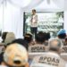 Penanaman pohon serentak nasional, dalam rangka Hari Bakti Rimbawan ke-41 di Sport Centre Sumut.