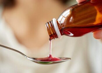 Ilustrasi obat sirup.