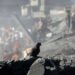 PBB Sebut Hampir 1.000 Warga Palestina Terbunuh Sejak Oktober 2 Seekor merpati diantara puing-puing serangan Israel ke Gaza.
