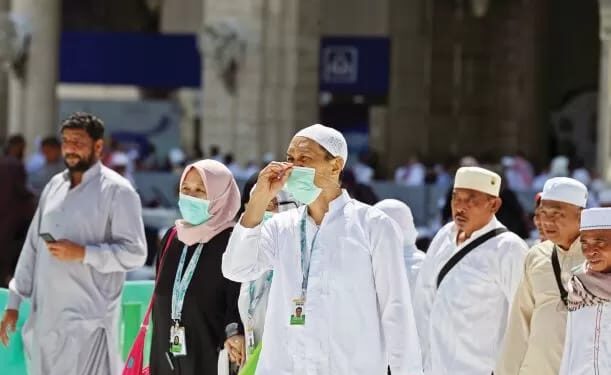 Arab Saudi Minta Jamaah Umrah Pakai Masker, Ini Alasannya 1 Jamaah umrah