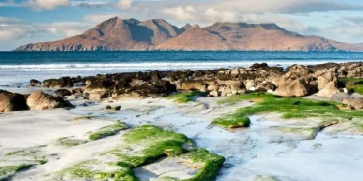 Mau Tinggal di Pulau Ini? Gajinya Rp3 Miliar 1 Kepulauan Terluar Skotlandia