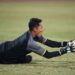 Perkuat Timnas di Vietnam, STY Panggil Kiper Syahrul Trisna 2 Kiper Tim Nasional Indonesia, Syahrul Trisna bersama rekan-rekannya berlatih dalam sesi latihan resmi jelang pertandingan leg 2 babak semi final Piala AFF 2022 di Stadion Nasional My Dinh, Hanoi, Vietnam, Minggu (8/1/2023).