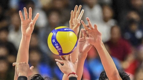 Voli Putra Indonesia Kini Berperingkat 52 Dunia, Posisi 9 Zona Asia 1 Ilustrasi permainan bola voli.