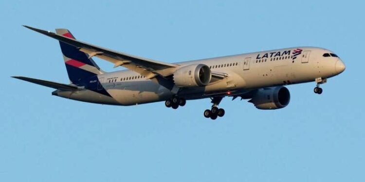 Pesawat Baoeing 787 milik maskapai LATAM