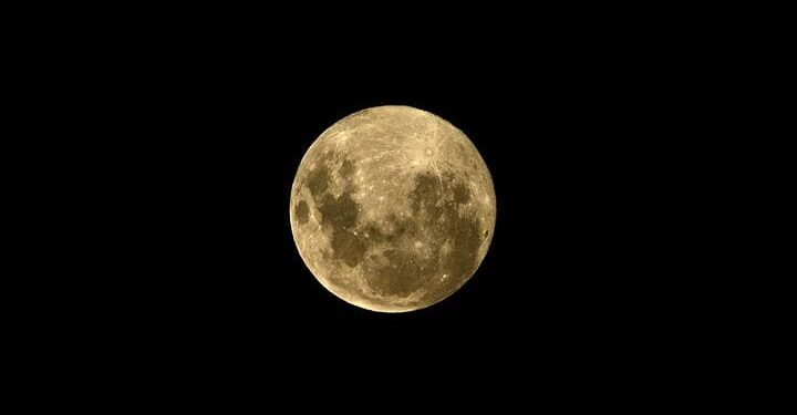 Super New Moon Terjadi 10 Maret 2024, Ini Dampaknya 1 Super New Moon