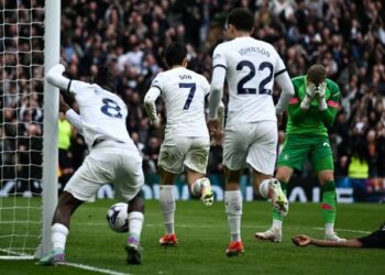 Tottenham Hotspur saat melawan Luton Town, Sabtu (30/3/2024).