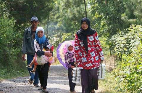Ragam Tradisi Jelang Ramadan di Ranah Minang 1 Tradisi Manjalang Minangkabau