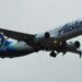 Boeing Penuhi Kompensasi US$160 Juta ke Alaska Airlines 2 Pesawat Alaska Airlines.