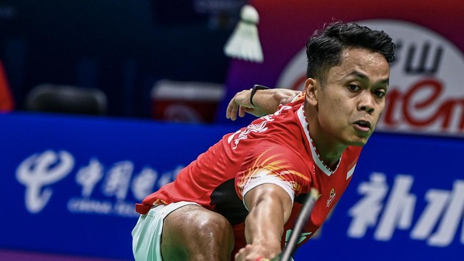 Begini Evaluasi Pelatih Usai Ginting Tersingkir di Babak Awal IO 2024 1 Pebulu tangkis tunggal putra Indonesia, Anthony Sinisuka Ginting.