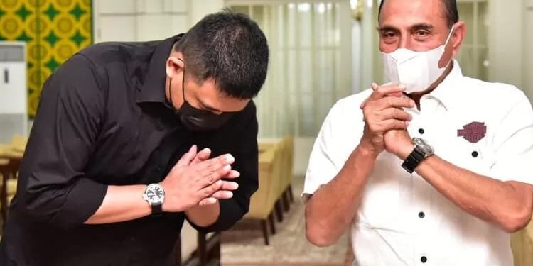 Mantap Maju di Pilgub Sumut, Edy Siap Bersaing dengan Bobby 1 Edy Rahmayadi menyatakan kesiapannya bersaing dengan Bobby Nasution di Pilgub Sumut.