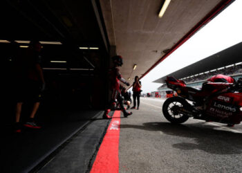 Francesco Bagnaia saat bersiap mengikuti race MotoGP.