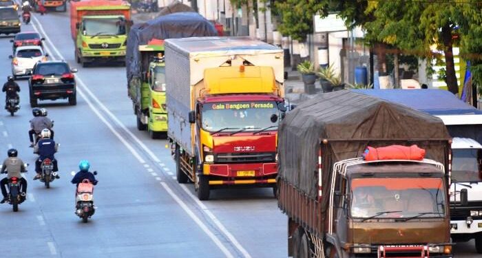 Tak Ada Larangan Truk, Menhub Tegaskan Hanya Pembatasan Operasional 1 Ilustrasi angkutan barang yang dibatasi selama arus mudik dan balik Lebaran.