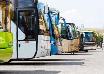 Ilustrasi bus.