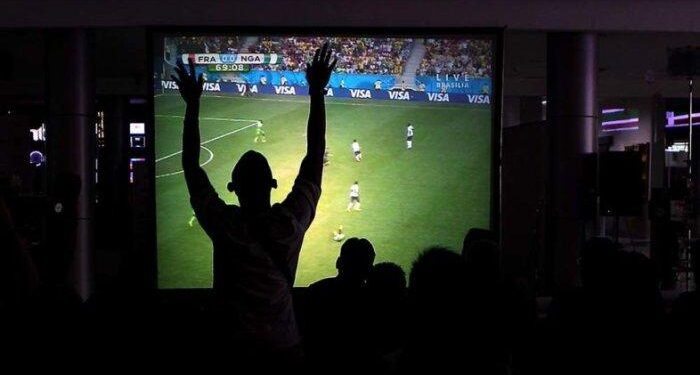 Polisi Imbau Peserta Nobar Indonesia vs Uzbekistan Tidak Bawa Petasan 1 Ilustrasi nobar sepak bola.