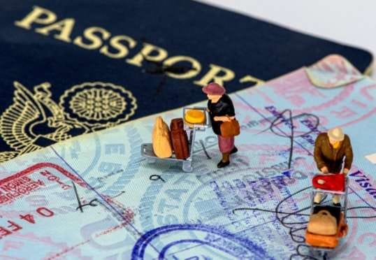 Hari Pertama Pasca Libur Idulfitri, Imigrasi Layani Hampir 10.000 Pemohon Paspor 1 Ilustrasi paspor.
