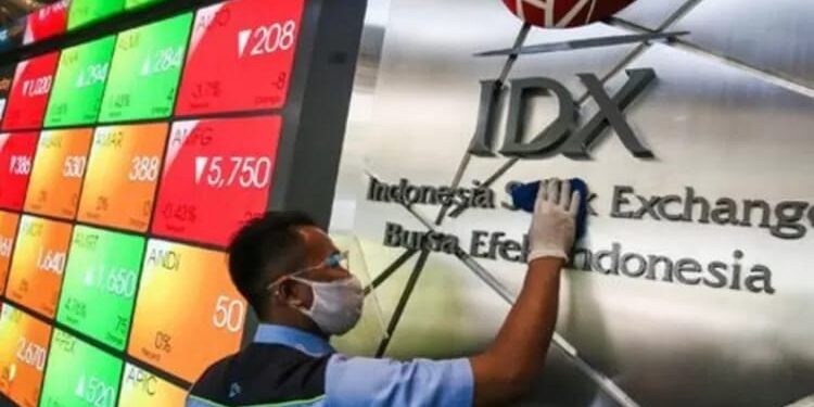 IHSG Ditutup Merah, Rupiah Melemah Dekati Level 17.000 1 Ilustrasi perdagangan saham.