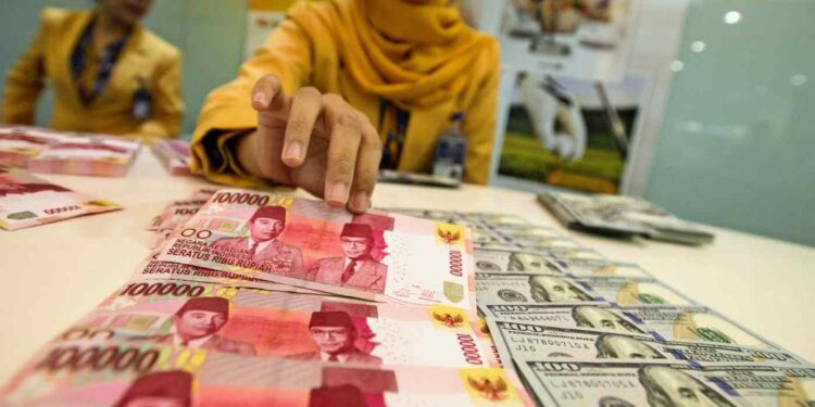 Rupiah Kian Terkapar, Kini Tembus Rp16.250/Dolar AS 1 Ilustrasi rupiah.