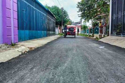 Warga Gang Murni X Medan Denai Rasakan Jalan Beraspal Setelah 14 Tahun 1 Jalan Gang Murni X Medan Denai setelah diaspal.