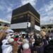 Kuota Jemaah Haji Khusus Sudah Terisi Hampir 50%, Pelunasan Sampai 7 Februari 2 Jamaah haji melaksanakan tawaf ifadah di dekat Ka'Bah, Masjidil Haram, Makkah, Arab Saudi.