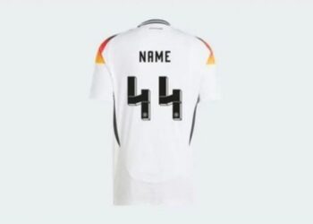 Desain angka 44 di Jersey Timnas Jerman yang dipermasalahkan publik.
