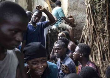 Pecandu narkoba Kush di Sierra Leone, Afrika Barat.