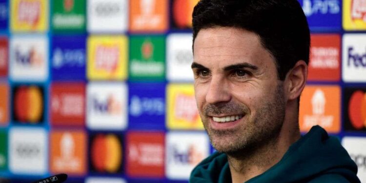 Arteta Sebut Odegaard Punya Peran Kunci Tingkatkan Hubungan Tim 1 Pelatih Arsenal asal Spanyol, Mikel Arteta.