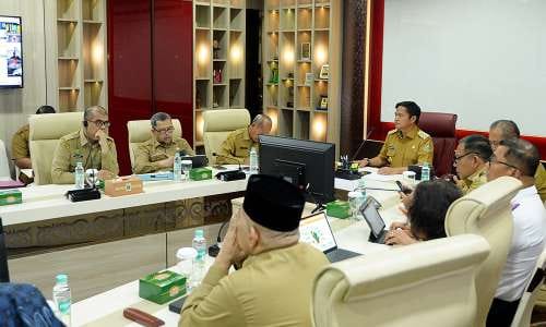 Pj Gubsu Ikuti Rakor Pengendalian Inflasi Usai Idulfitri dan Libur Nasional 1 Pj Gubsu ikuti Rakor pengendalian inflasi daerah, usai HBKN Idulfitri dan Libur Nasional bersama Mendagri, Tito Karnavian.