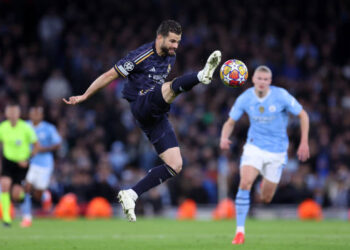 Real Madrid lolos ke semifinal Liga Champions 2023/24 usai menyingkirkan Manchester City lewat adu penalti.