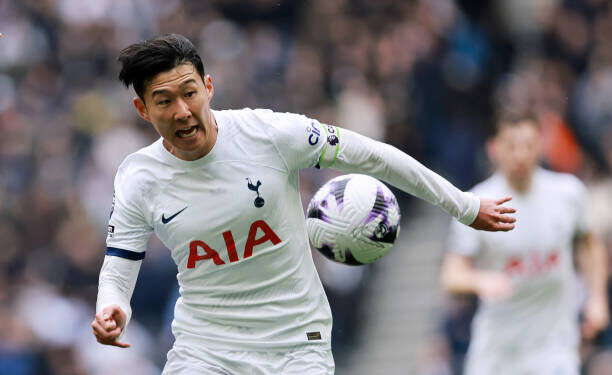 Son Heung-min, pada pertandingan Spurs melawan Arsenal, di Tottenham Hotspur Stadium, Minggu (28/4/2024) malam WIB.