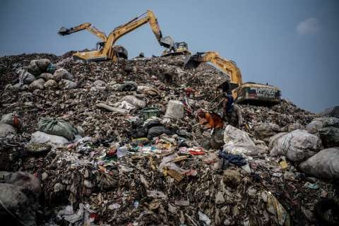 Mudik Lebaran Diperkirakan Hasilkan 58 Juta Kg Sampah 1 TPA sampah.