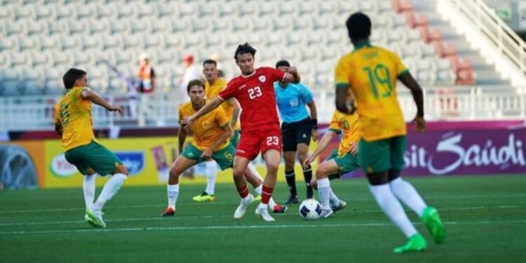 Indonesia vs Australia pada kualifikasi Piala Asia U-23, di Abdullah bin Khalifa Stadium, Kamis (18/4/2024).