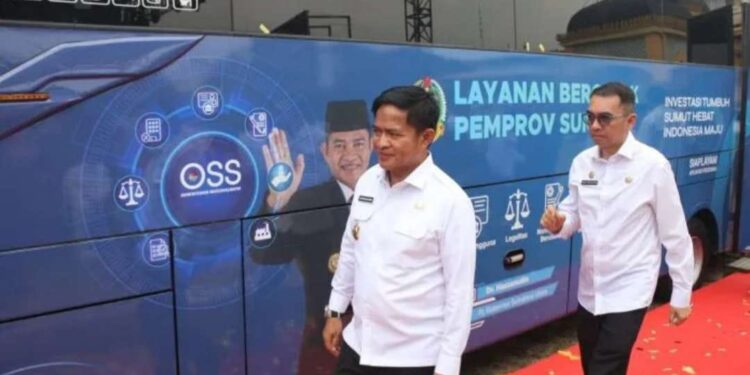 Pemprov Sumut meluncurkan Pelayanan Perizinan Bergerak (mobile service) berbentuk bus, untuk perizinan berusaha.