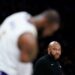 Los Angeles Lakers memecat pelatih kepala Darvin Ham.