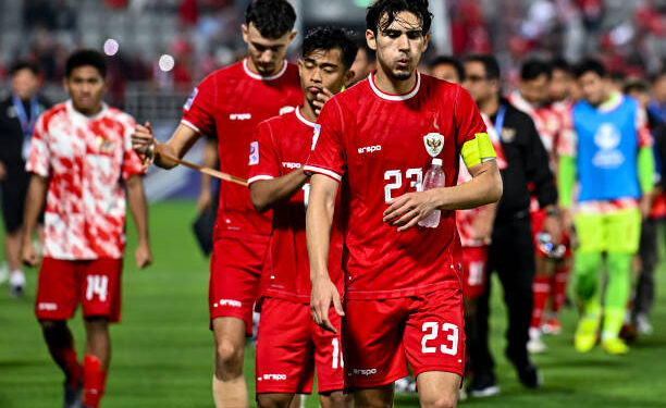 Pemain Indonesia U-23 usai laga vs Uzbekistan, di Stadion Abdullah bin Khalifa Stadium, Senin (29/4/2024) malam WIB.