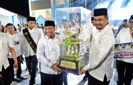 MTQ ke 57 Kota Medan, Kecamatan Medan Selayang Raih Juara Umum 1 Penyerahan piala bergilir Juara Umum MTQ Ke 57 Kota Medan.