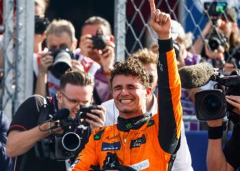 Pemenang balapan di GP Miami 2024, di Miami International Autodrome, Florida, Lando Norris.