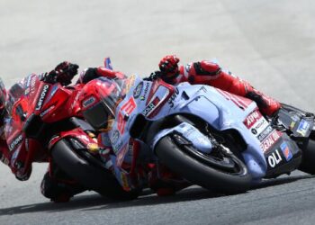 Pecco Bagnaia dan Marc Marquez.