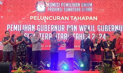 Partisipasi Masyarakat Jadi Perhatian Pj Gubsu di Pilkada 2024 1 Peluncuran Tahapan Pilkada Sumut 2024, di Hotel Santika Premiere Dyandra, Medan, Jumat (3/5/2024).