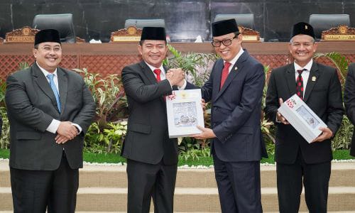 Pemprov Sumut Raih WTP ke-10 Berturut-turut 1 Penyerahan LHP BPK RI di Ruang Rapat Paripurna DPRD Sumut, Jalan Imam Bonjol Nomor 5, Medan, Senin (27/5/2024).
