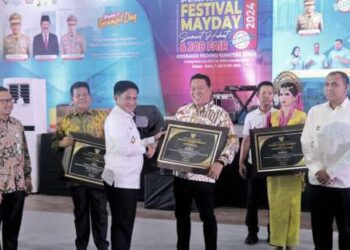 Pj Gubernur Sumut, Hassanudin, pada Peringatan Mayday 2024 Sumut Hebat di Gedung Serbaguna Pemprov Sumut, Jalan Williem Iskandar/Jalan Pancing, Deli Serdang, Rabu (8/5/2024).