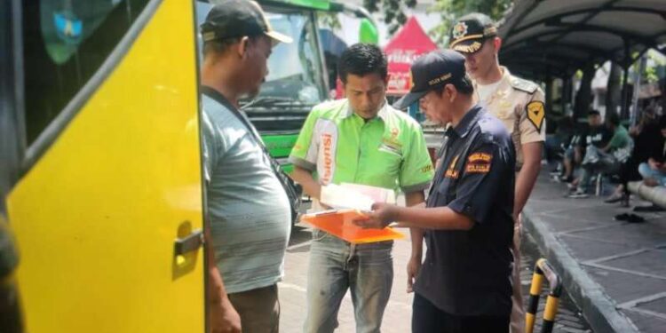 Kemenhub Siapkan Antisipasi Pergerakan Masyarakat di Libur Panjang Waisak 1 pengecekan bus umum dan bus pariwisata sebelum libur panjang Waisak.
