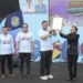 Wali Kota Medan, Bobby Nasution, menerima piagam penghargaan rekor MURI Dunia yang diserahkan oleh Direktur Operasional MURI, Yusuf Ngadri, pada puncak Gebyar Pendidikan Kota Medan 2024, di Lapangan Benteng Medan, Minggu (26/5/2024).