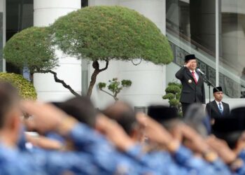 Upacara peringatan Hari Kebangkitan Nasional 2024 di Kantor Gubernur, Jalan Diponegoro, Medan, Senin (20/5/2024).