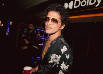 Bruno Mars mengumumkan menambah hari ketiga konser di Jakarta International Stadium (JIS).