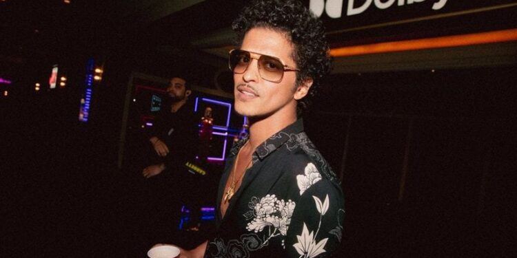Bruno Mars Tambah Konser di Jakarta Jadi Tiga Hari, Cek Tanggalnya 1 Bruno Mars mengumumkan menambah hari ketiga konser di Jakarta International Stadium (JIS).