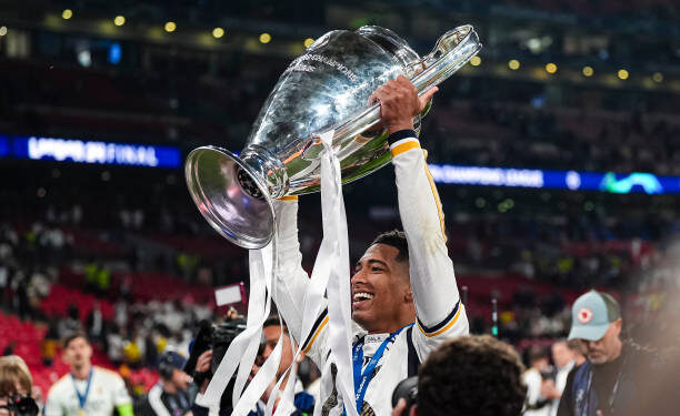 Debut Manis Jude Bellingham di Madrid 1 Jude Bellingham menutup musim perdananya di Real Madrid dengan trofi Liga Champions.
