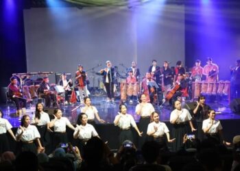 Mahasiswa Thailand pelajari Gondang Batak dan Tari Tor Tor pada Indonesian Festival (Indofest) ke-7 di Universitas Khon Kaen, Thailand.