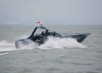 Patroli di Perairan Batam yang dilakukan oleh Bea Cukai.